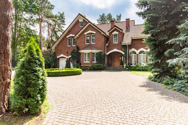 Best Residential Driveway Paver Services  in Springfield, OR
